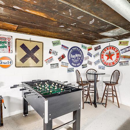 Updated Marshall Home With Fire Pit And Game Room! Zewnętrze zdjęcie