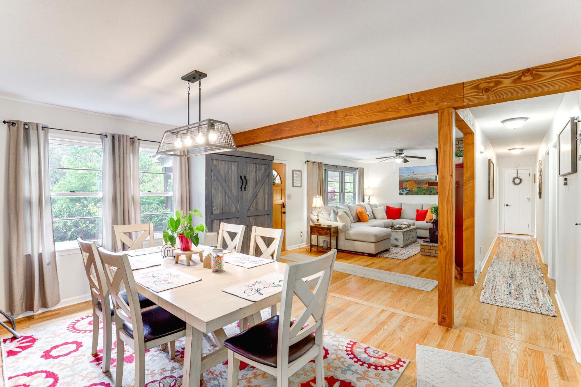 Updated Marshall Home With Fire Pit And Game Room! Zewnętrze zdjęcie